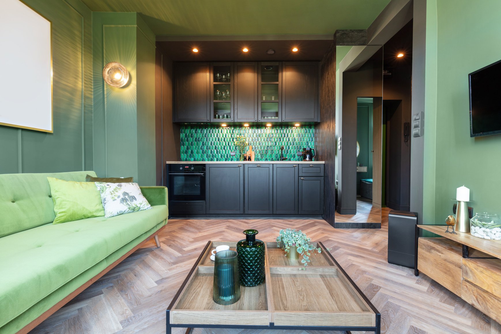 Interior Design of Small Elegant Apartment, Home Staging